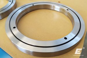 cylindrical-roller-bearings-yrt-yrts-thrust-axial-radial-zylinderrollenlager-роликоподшипники-precision-rotary-table-machine-tools-crossed-roller-001