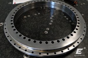 cylindrical-roller-bearings-yrt-yrts-thrust-axial-radial-zylinderrollenlager-роликоподшипники-precision-rotary-table-machine-tools-crossed-roller-006